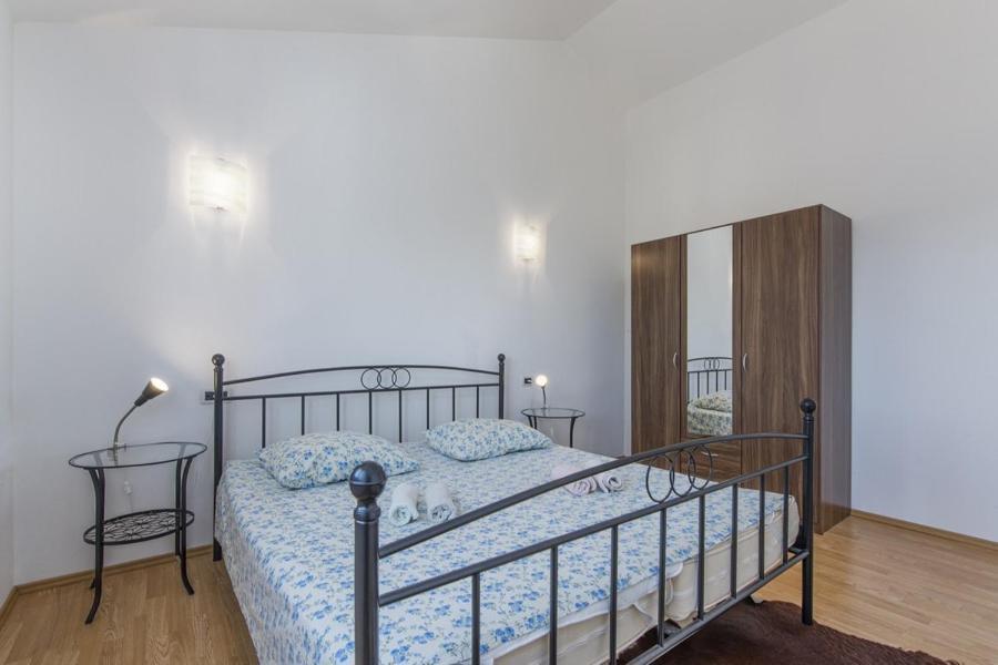 Pietra Villa Dajla Ngoại thất bức ảnh